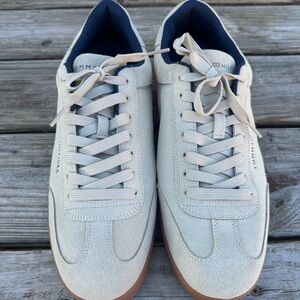 Tommy Hilfiger Men's Beige Sneakers
